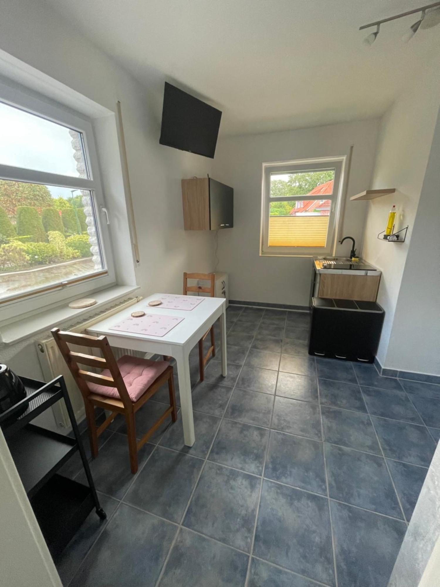 Moderne Einliegerwohnung 2024 Hesel Екстер'єр фото